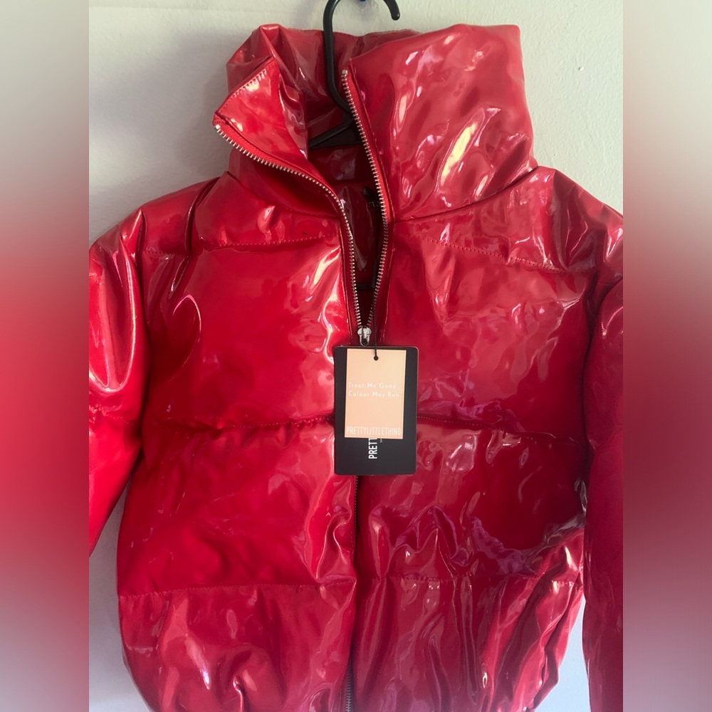 Pretty little thing pink puffer jacket, size 2 brand new